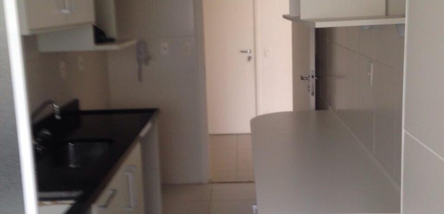 VENDIDO Apto Alpha Vita com armários e piso 94m2