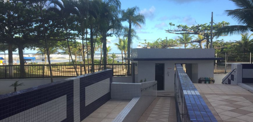 Aconchegante cobertura duplex, pé na areia, sala ampliada, vista para mar Enseada, Bertioga – SP